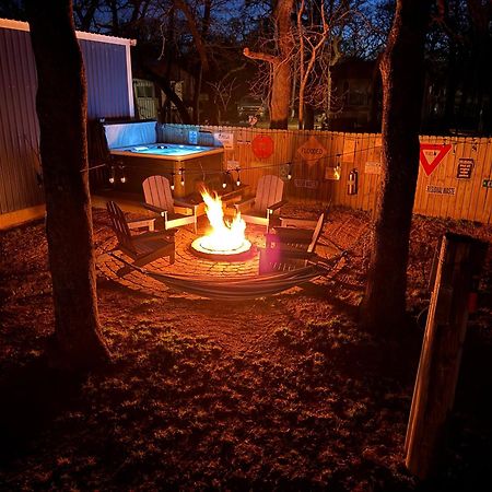 A Shore Thing-Beach-Fishing-Fire Pit-Relax-Pets Кінгстон Екстер'єр фото
